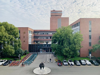 傅利才一行赴四川大學(xué)開(kāi)展合作交流