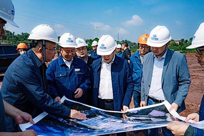 瀘州市國(guó)資委黨委書記、主任張學(xué)彬率隊(duì)督導(dǎo)瀘天化重大項(xiàng)目建設(shè)和企業(yè)安全生產(chǎn)工作