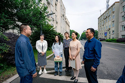 瀘天化員工周登位沱江勇救落水母子獲表揚(yáng)