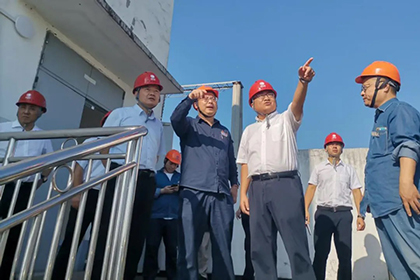 國(guó)網(wǎng)瀘州市供電公司到瀘天化化工園區(qū)西區(qū)變電所調(diào)研